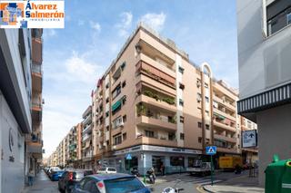 Pis  Calle santa clotilde. Piso en venta en calle santa clotilde, junto a hipercor, con pla