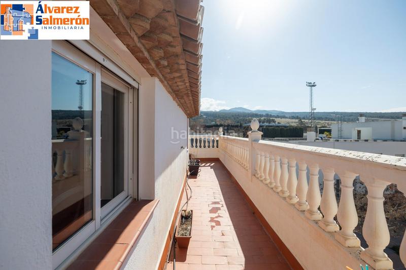 Foto 01504dcc-f447-4667-a7b3-fed7a1e3f14a. Ático espectacular ático en la zubia, con amplia terraza y vistas panorámicas 360º en Zubia (La)
