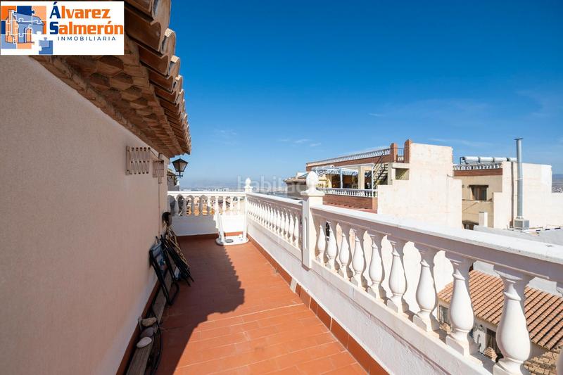 Foto 2a5cc3b3-7de3-4101-8bf9-18362a666b7d. Ático espectacular ático en la zubia, con amplia terraza y vistas panorámicas 360º en Zubia (La)