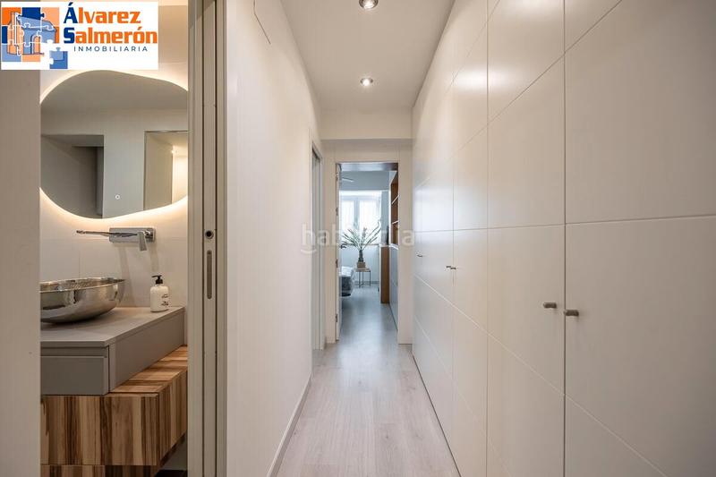Foto 1847d806-f487-409e-8c62-cfea9dc59ca7. Piso ¡atención! piso totalmente reformado con grandes calidades en pleno centro en Granada