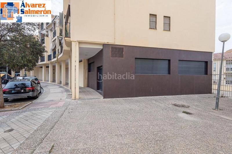 Foto 49d3700e-c7de-4090-a4a8-51f7f9cb9363. Loft with fireplace heating in Camino de los Neveros - Serrallo Granada