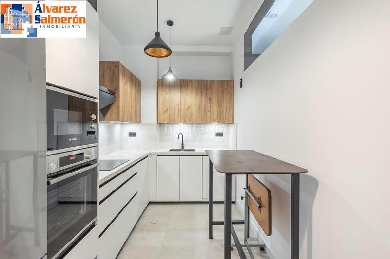 Foto 58a86cb4-6777-45d4-a07c-ad95ddf5f251. Loft with fireplace heating in Camino de los Neveros - Serrallo Granada