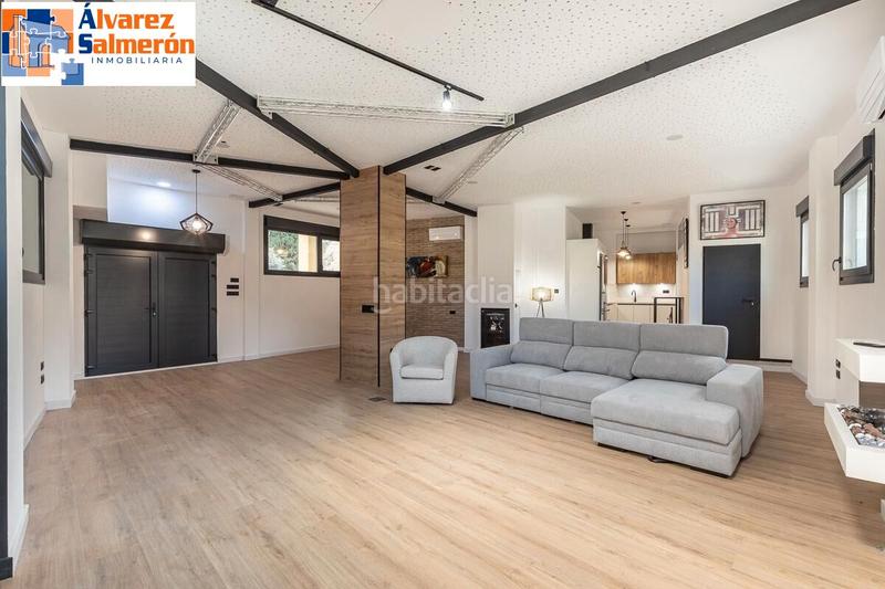 Foto aeb357d6-4938-4f4e-bf6e-19b3e90e080b. Loft with fireplace heating in Camino de los Neveros - Serrallo Granada