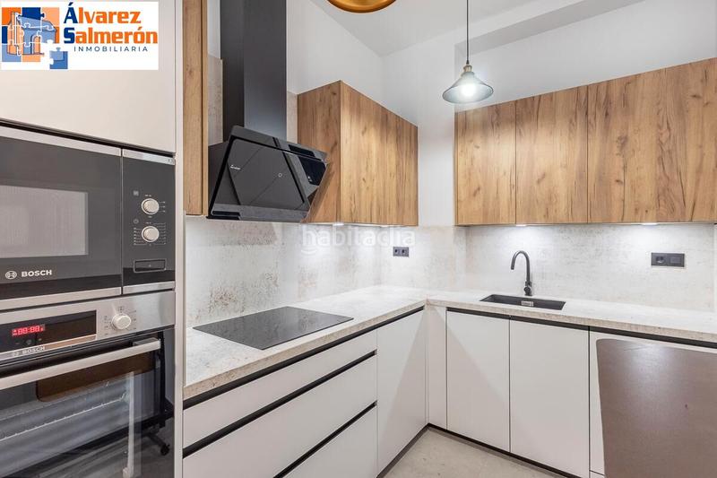 Foto e3863811-5a42-4c0e-9d98-71d57c006141. Loft with fireplace heating in Camino de los Neveros - Serrallo Granada