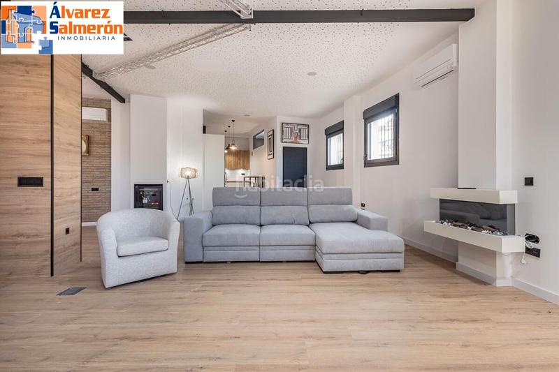 Foto f769b0ca-4cb1-4476-96e3-4196c2d9d8f9. Loft with fireplace heating in Camino de los Neveros - Serrallo Granada