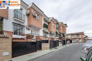 Reihenhaus  Calle alhamar. Adosada en el centro de peligros