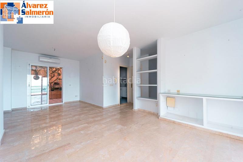 Foto c8427ab2-c11d-4f0e-8717-e75666c66a32. Maison jumelée avec parking piscine dans Punta La Mona Almuñécar