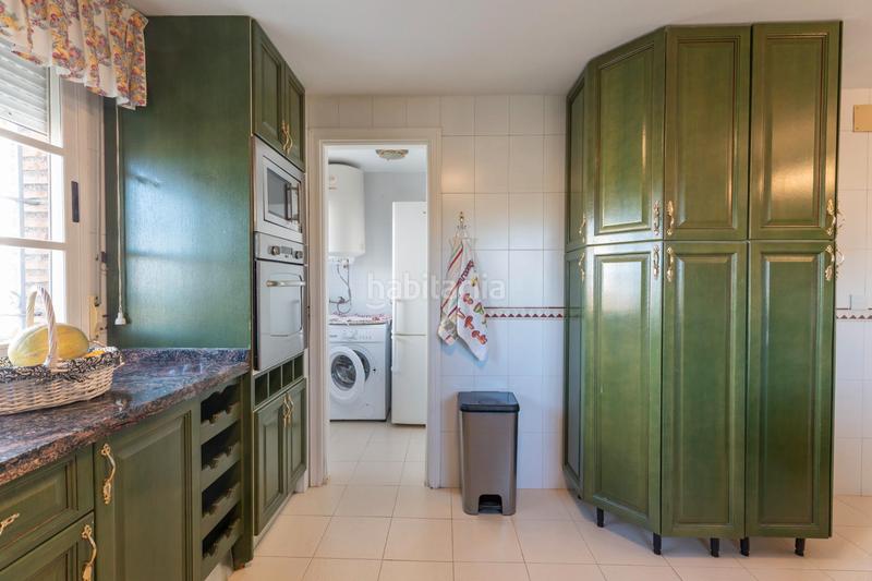 Foto a274d70f-99ce-4183-aa1f-eeecf8b0ccc0. Chalet exclusivo chalet independiente en enclave privilegiado en Zubia (La)