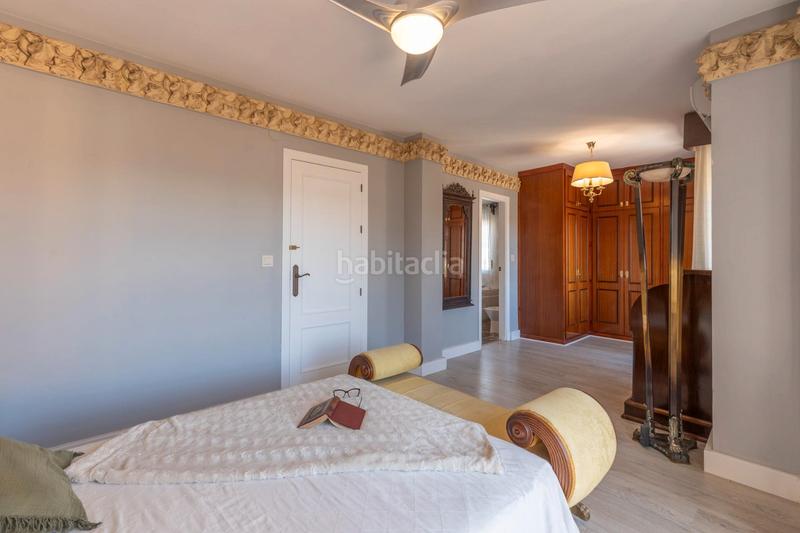 Foto d8385216-a8e9-45b5-b876-7e9f68758f8b. Chalet exclusivo chalet independiente en enclave privilegiado en Zubia (La)