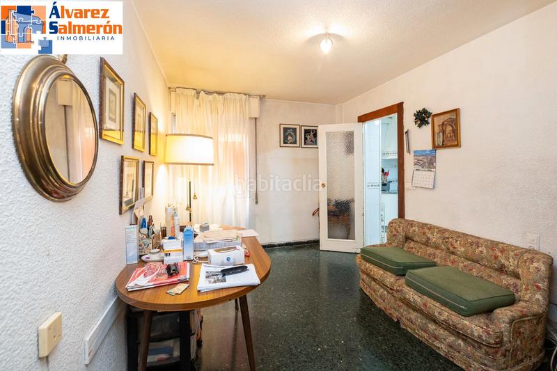 Foto 5a0f054f-6cb0-4e54-aa97-be3f46647963. Appartamento con riscaldamento piscina in Cervantes Granada