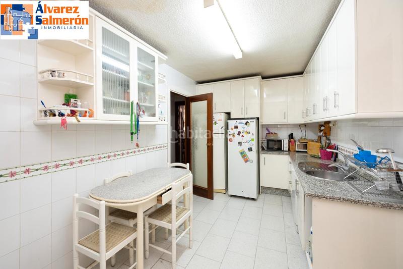 Foto fc63e800-49bf-4fd5-935a-b9b3e325247e. Appartamento con riscaldamento piscina in Cervantes Granada