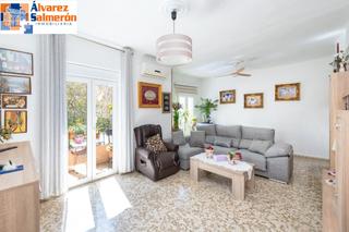Appartement  Calle circunvalación encina. Luminoso piso de tres dormitorios en la chana.