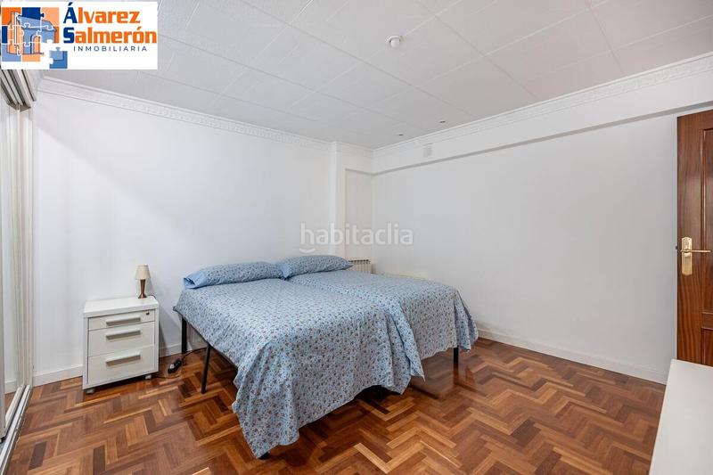 Foto 294f4238-3af2-461a-bb88-b7dd0395501b. Pis amb calefacció a Pajaritos Granada