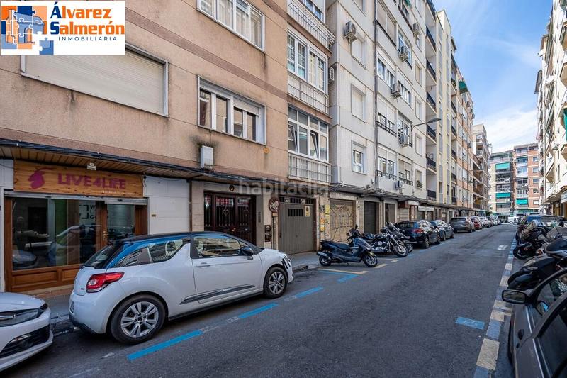 Foto 64b2ea96-90b3-476c-a40c-8e59bea66fd6. Pis amb calefacció a Pajaritos Granada