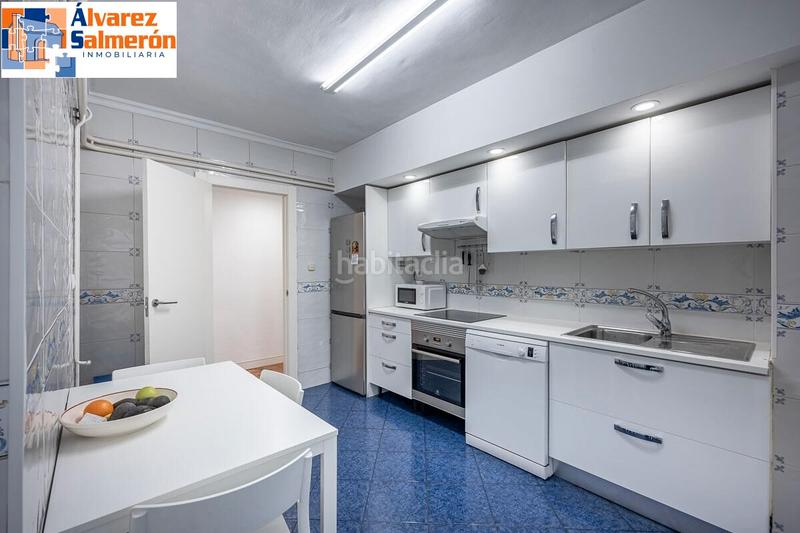 Foto 97eed6f9-9f7c-4892-bad3-97e894d2b232. Pis amb calefacció a Pajaritos Granada