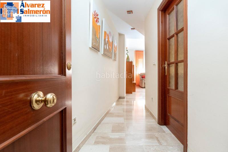 Foto a5bf1aed-5a0b-406f-92db-51dbc417f7cb. Piso  con garaje en San Miguel Armilla