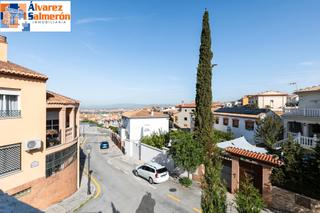 Casa  Calle avena. Oportunidad única en huétor vega – chalet pareado con piscina!