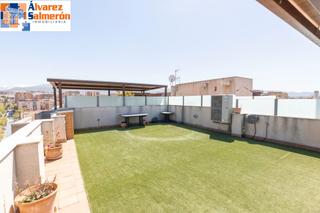 Flat in Avenida de Dílar 6