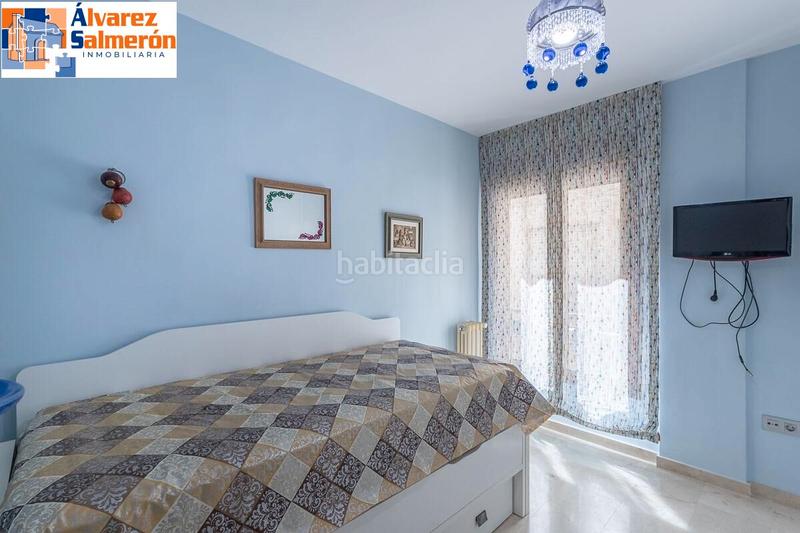 Foto b45cb57e-2c08-40f3-b5ac-71f852c48f4f. Piso un refugio de luz y diseño en pleno corazón histórico con plaza de garaje. en Granada