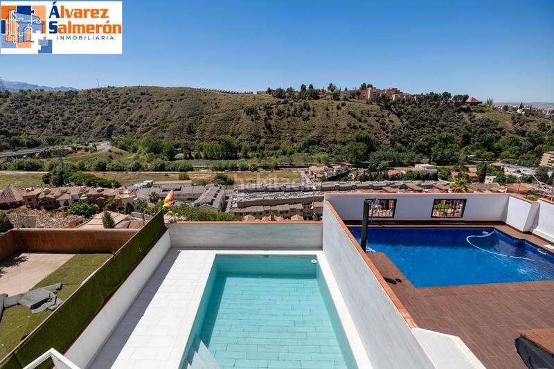 Foto 630a0659-db73-4804-b695-049f088bbc43. Casa a schiera con camino riscaldamento parcheggio piscina in Granada