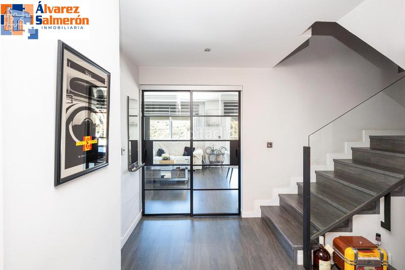 Foto 6c8c3240-acbd-4981-9f9a-03eb4795030b. Casa a schiera con camino riscaldamento parcheggio piscina in Granada