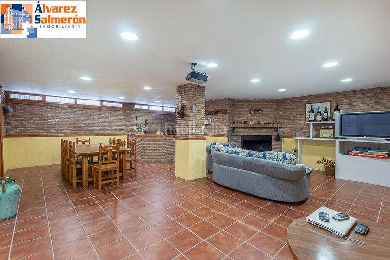 Foto b8aa0788-4085-4add-9d51-f7505afad884. Chalet  increíble en las gabias. en San Francisco - El Chorrillo Gabias (Las)