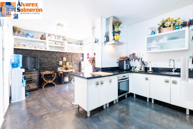 Foto 0bae71fc-928b-4c2b-b793-4e93321dd61b. Casa pareada ?? tu nuevo hogar : amplitud, comodidad y una zona exterior de ensueño en Churriana de la Vega