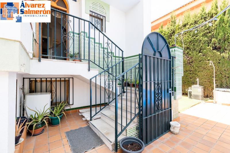 Foto acfcda87-03a2-4593-ace1-38cc7a9f1f38. Casa pareada ?? tu nuevo hogar : amplitud, comodidad y una zona exterior de ensueño en Churriana de la Vega