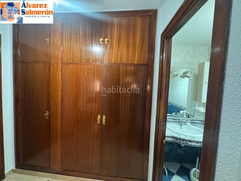 Foto d14131d0-2ed5-4f8f-a331-b3df03597ec4. Rent flat with heating in San Matías - Realejo Granada