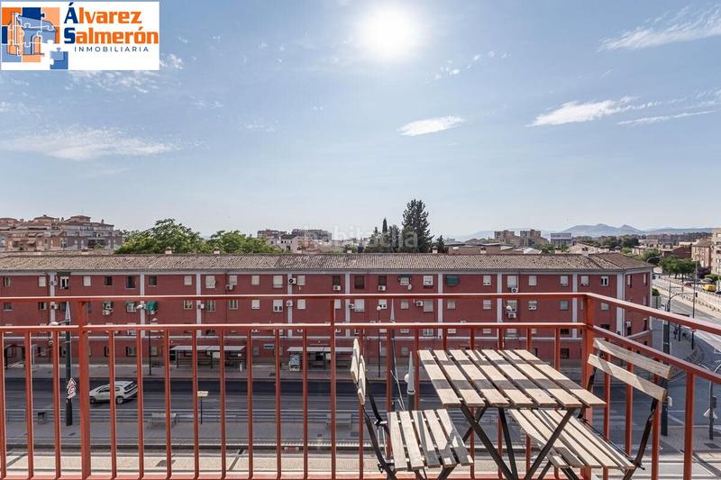 Foto 0a6c049c-3332-4f01-9d5b-ebfe5221a6b0. Piso espectacular piso completamente reformado!!! en Granada