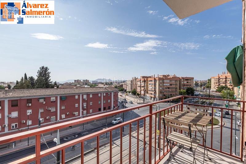 Foto d64f9fcf-badd-41c5-9043-df77564ef73f. Piso espectacular piso completamente reformado!!! en Granada