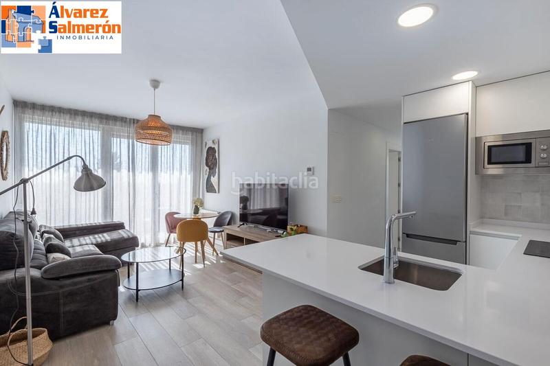 Foto e84eb5e4-2d17-4f6b-a075-29cee99167ba. Piso espectacular piso completamente reformado!!! en Granada