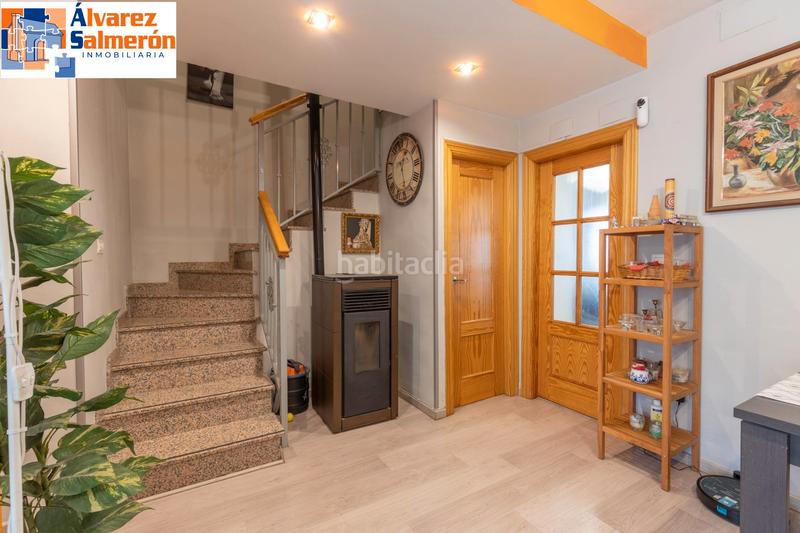 Foto 137201ed-e133-47d9-a257-196dd1950ee7. Reihenhaus mit kamin heizung parking in Ambroz Vegas del Genil