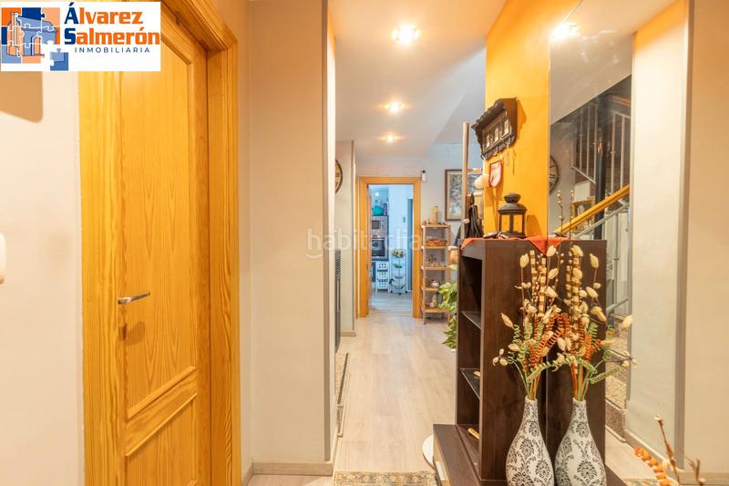 Foto 31a33ba4-3c50-4cfb-8a2c-4abe40de5df0. Reihenhaus mit kamin heizung parking in Ambroz Vegas del Genil