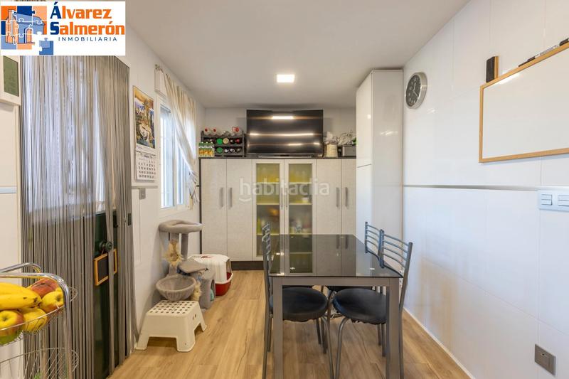 Foto d21404fd-9d0a-4310-a20c-3941ca1574a2. Reihenhaus mit kamin heizung parking in Ambroz Vegas del Genil