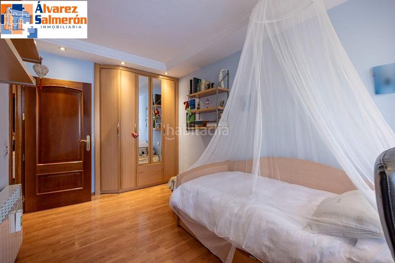 Foto 8c73f03e-3f68-4560-9c67-420c2f321e23. Casa con camino riscaldamento parcheggio in San Ildefonso Granada