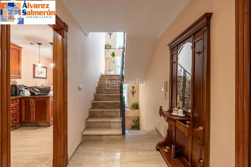 Foto 8d919d4f-814a-40e4-819b-fa21e9422b5e. Casa con camino riscaldamento parcheggio in San Ildefonso Granada