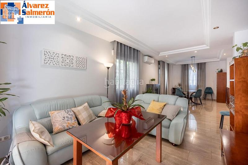 Foto d344bc3f-af30-4796-8161-07aa96eab719. Casa con camino riscaldamento parcheggio in San Ildefonso Granada