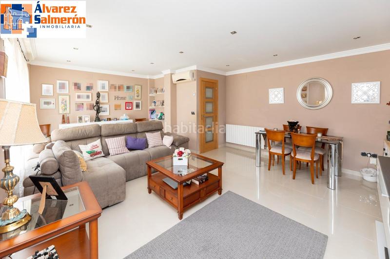 Foto 050dc986-4b6e-4e6e-b37d-593ddeb2c56d. Chalet avec chauffage parking piscine dans Huétor Vega