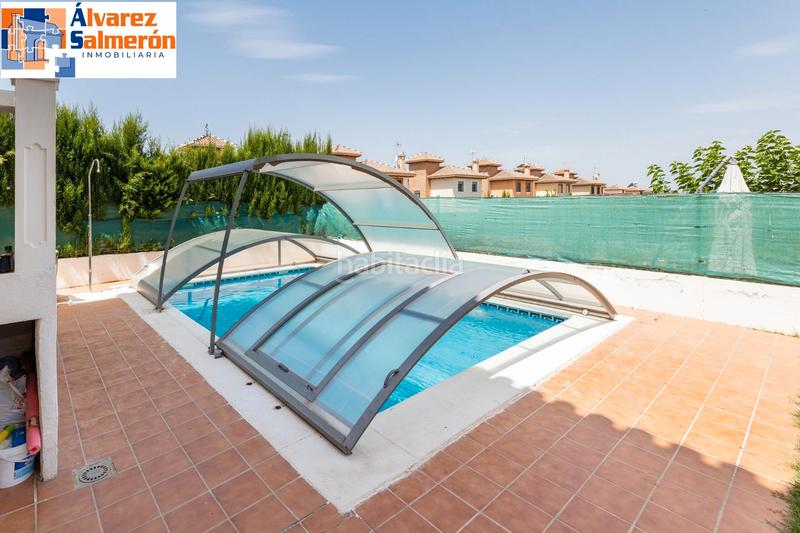 Foto 2a9ec5f8-4a7f-4a70-a3c7-642d860fe8ea. Chalet avec chauffage parking piscine dans Huétor Vega