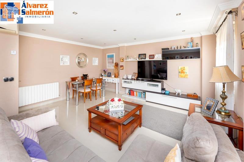 Foto 4b23cb2d-724d-4e6f-bc45-7d27513cef43. Chalet avec chauffage parking piscine dans Huétor Vega