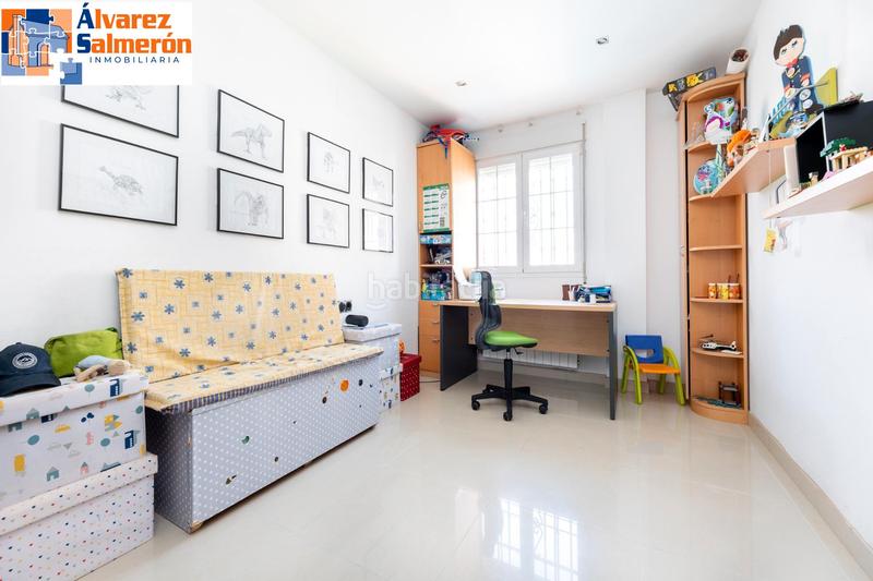 Foto 73707ab0-c3fe-4ab6-9790-9491c76165ca. Chalet avec chauffage parking piscine dans Huétor Vega