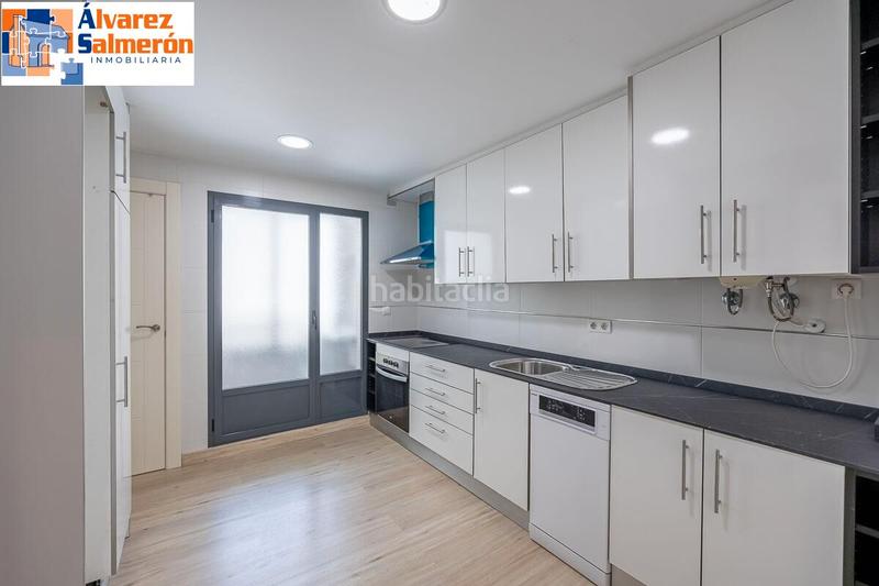 Foto 292444e5-a3dc-474b-b5b3-1b5622b26f01. Appartement avec parking piscine dans Huétor Vega