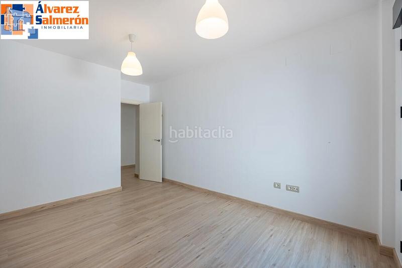 Foto 40adf2a2-aa19-4225-a635-421e9732e6d0. Appartement avec parking piscine dans Huétor Vega