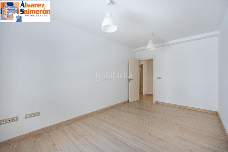 Foto 6aedee7b-6166-4c94-b928-76909921c179. Appartement avec parking piscine dans Huétor Vega