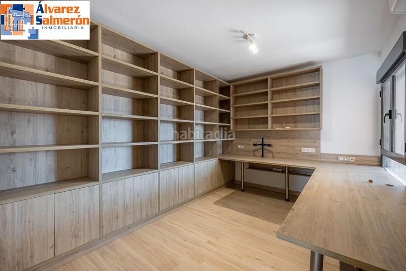 Foto bce4e419-0dac-4d46-b791-81a8e9893552. Appartement avec parking piscine dans Huétor Vega