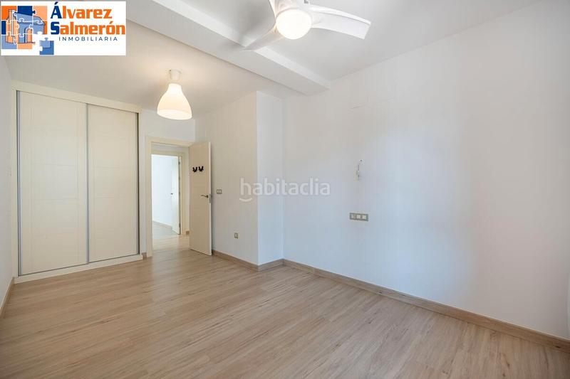 Foto f995d020-66d0-4951-a984-6b8bf7246e72. Appartement avec parking piscine dans Huétor Vega