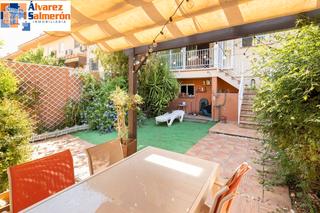 Casa adossada  Avenida andalucía. La casa que buscabas en ogíjares está aquí