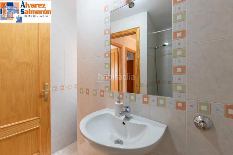 Foto ba8434eb-8ab5-4264-b88e-f7e00136fc22. Etagenwohnung mit heizung in Centro - Sagrario Granada