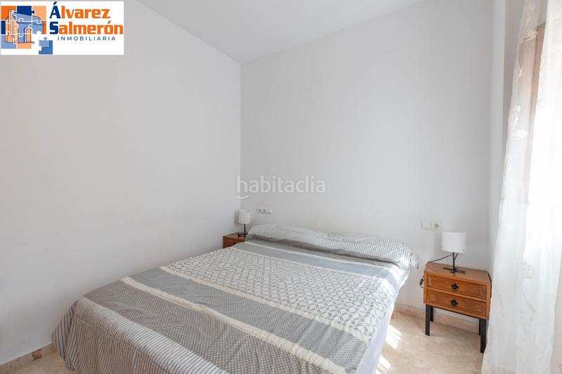 Foto c45e1f88-543a-4ac8-8ad8-c256d2950e50. Etagenwohnung mit heizung in Centro - Sagrario Granada